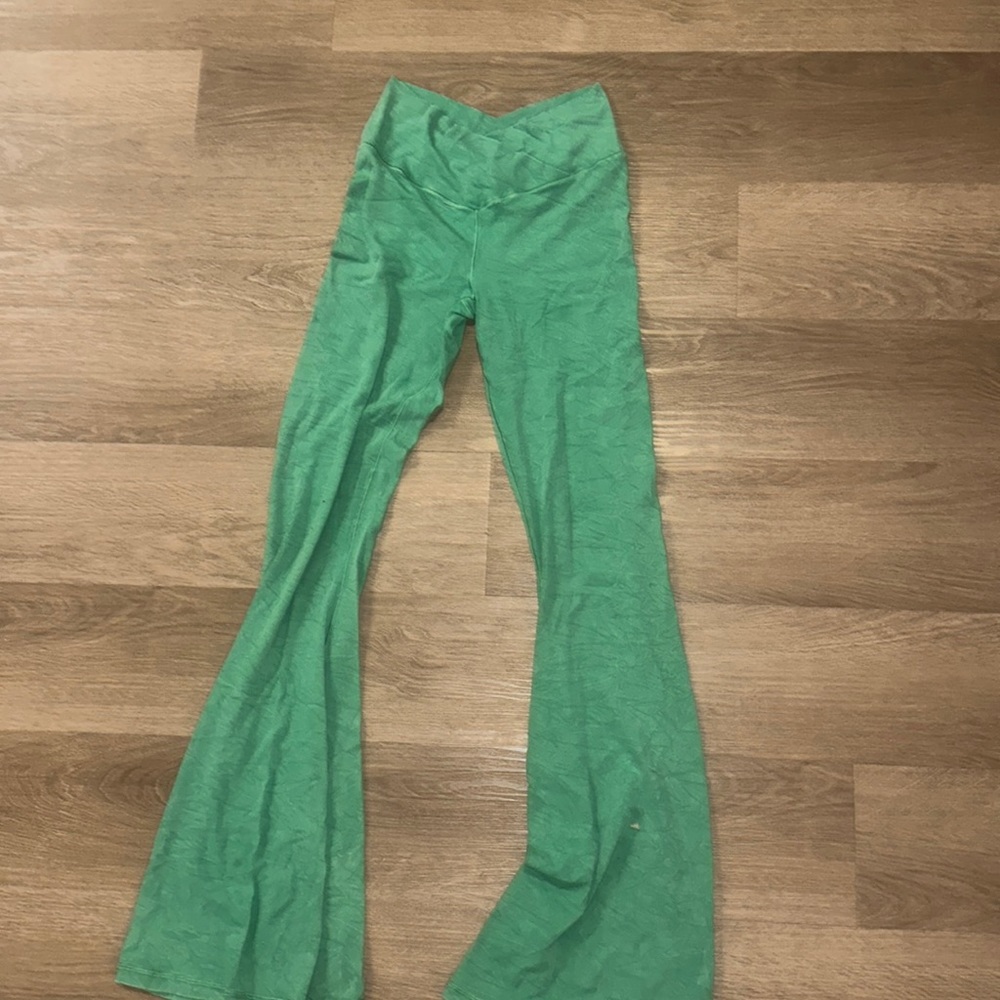 Green Aerie high wasted Offline crossover flare pants